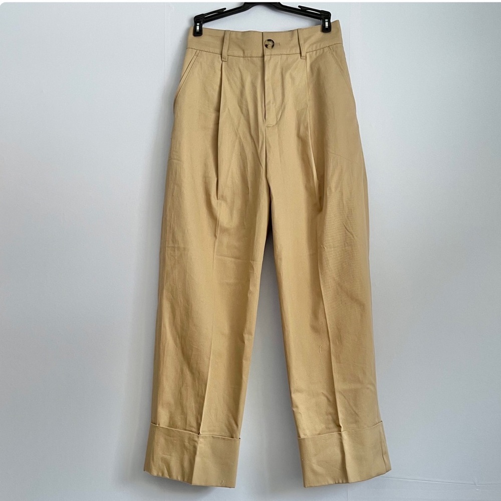 Club Monaco Beige Pleated Wide-Leg Pants